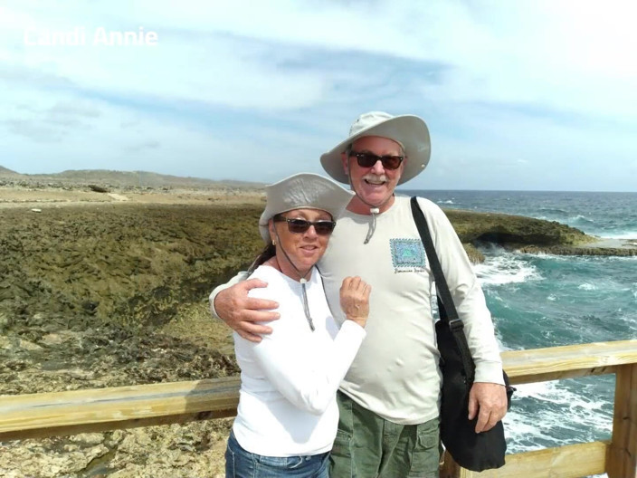 Candi Annie: Crucero Por El Caribe Con Sexy MILF GILF Candi Annie