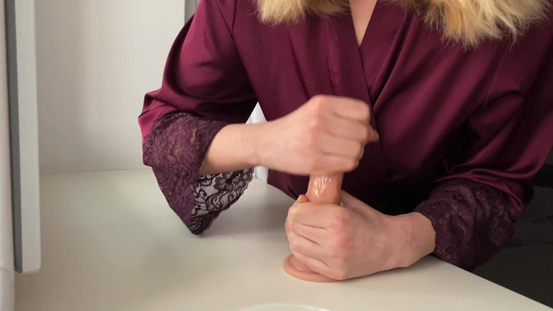 Julia-Softdome: Sehr sexy und edging wichs-herausforderung
