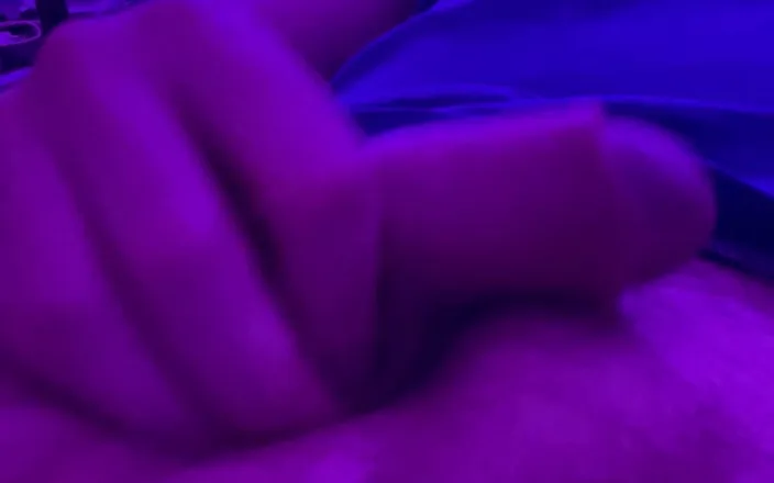 The newhere: Warm up. Getting Hard