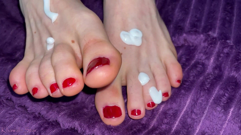 Khawal Star: Khawal 男性白脚红色波兰摩擦化妆水恋足癖