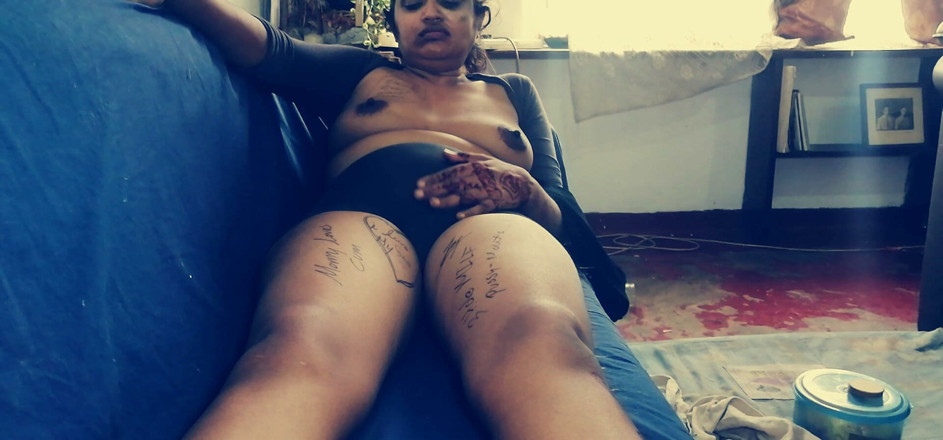 Tina Baby: Big Bhabhi Pussy - Behind the Scenes Scolding