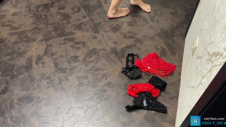 Erect Dick: Buon Natale! Provando i regali di Capodanno! POV!