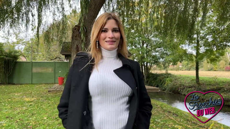 The Frenchies of the web: Rose, mladá dívka, má poprvé sex před kamerou