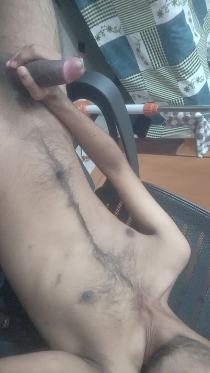 Suhas: Masturbare cu flex