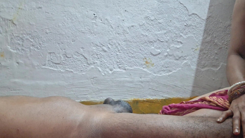 Busty Banuu: (video especial). La vagina de la tetona Banuu Bhabhi fue...
