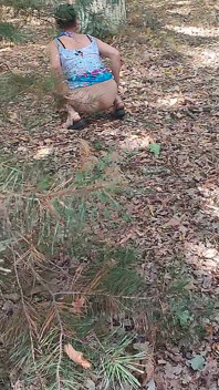 屋外でのオーラルおよびアナルセックス