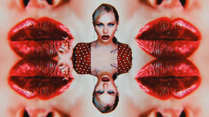 Goddess Misha Goldy: Куріння lipsoholia! ПЕТЛІ!!!