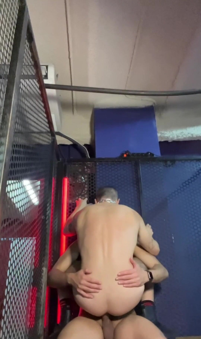 Logan Vera: Gitter &amp; ladung