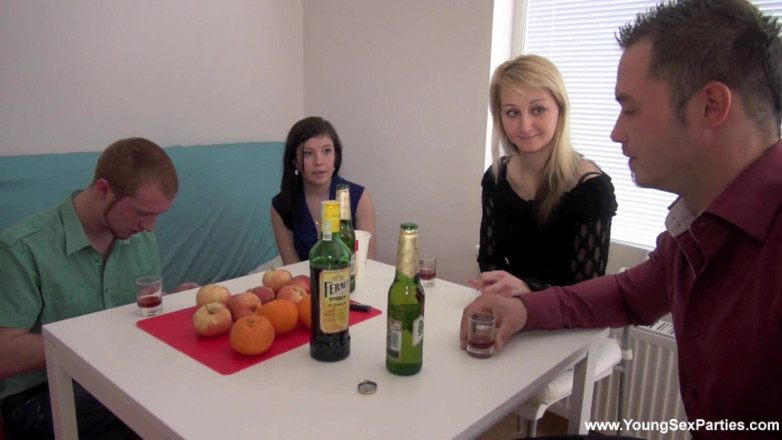 Young Sex Parties: Mit den nachbarn ficken