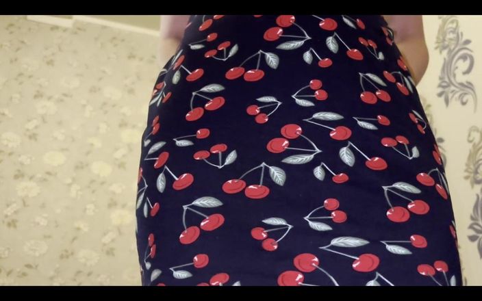 Alexa Holly: Masturbare sexy cu pizdă strâmtă, orgasm