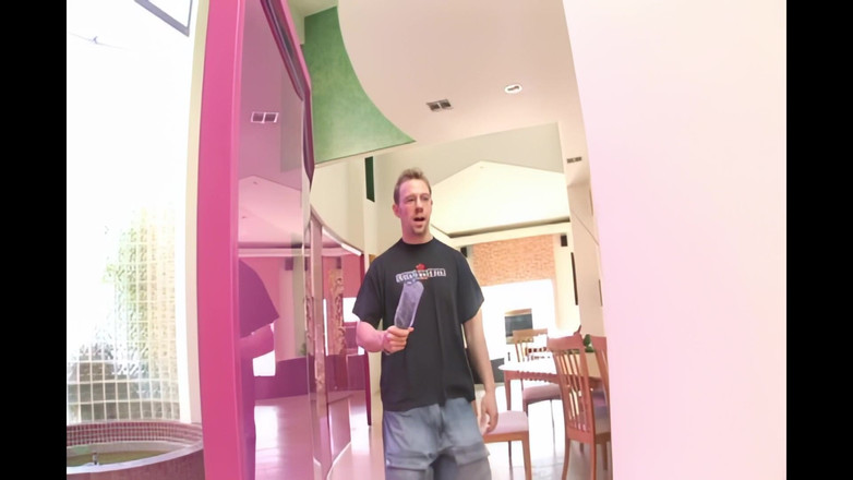 Lexinghton - Full HD: 美しいブルネットが挑戦