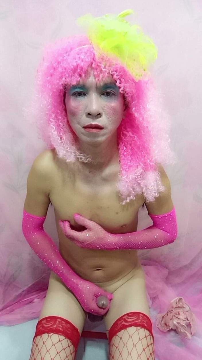 nguyen dang thien tri: Oanh Le Transgender Wearing Sexy Clothes