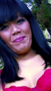 Jade Kara: Asian MILF Jade Kara Peeing in the Woods