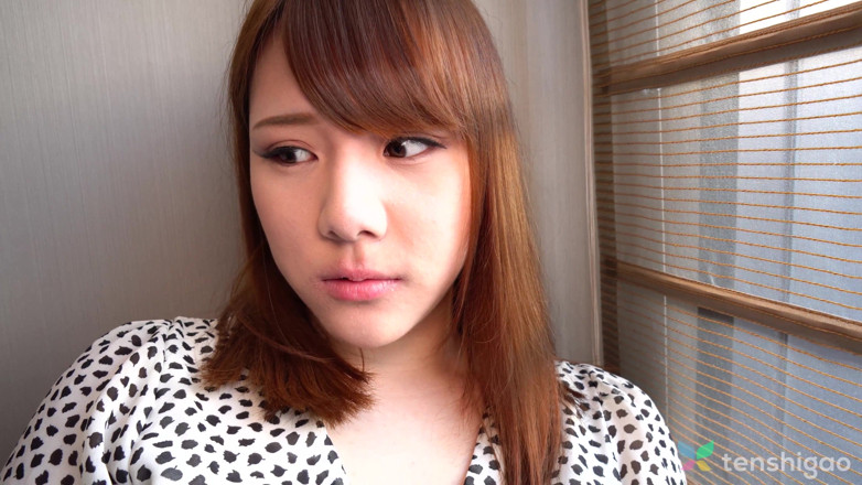 Tenshigao: Yuri Is a Lonely Girl Who Sees Our Online Ad...