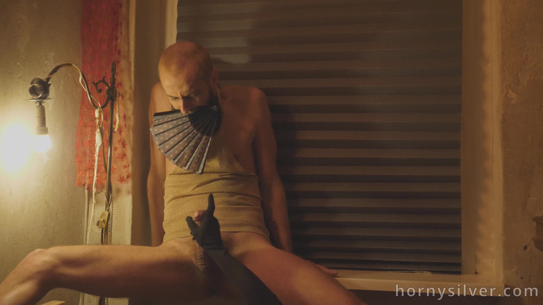 Jerking studs: La mano segreta