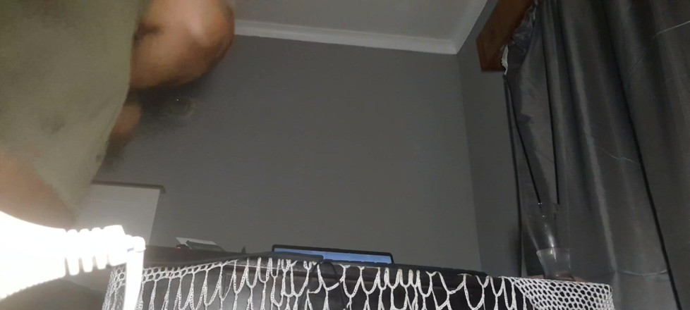 Eleasihle Esma: बड़ी मोटी रसीली गांड के साथ बड़ी सुंदर ट्रॅनी