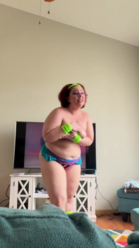 Une BBW Jazzercize Fait Jouir Son Beau-fils, Coaching Masturbatoire - Kinky Katie