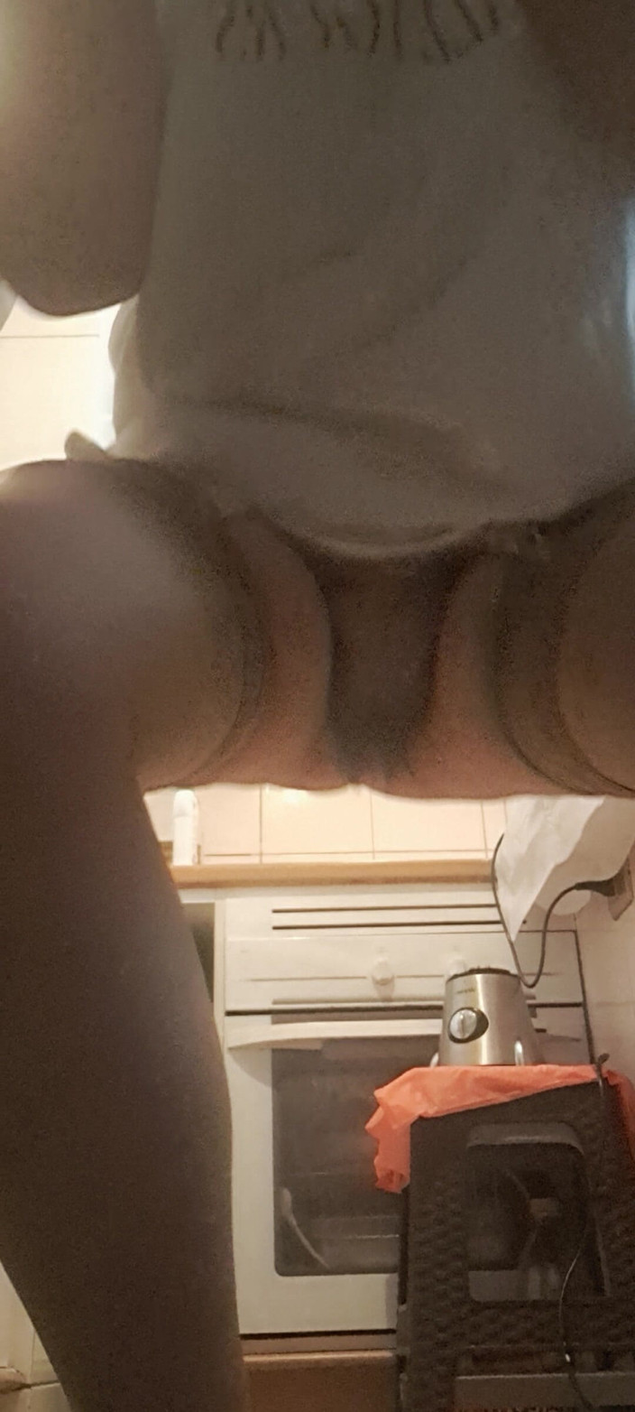 Mommy big hairy pussy: Vintage milf sem calcinha