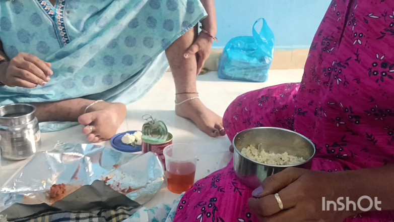 Reshma hot: Having Lunch Together