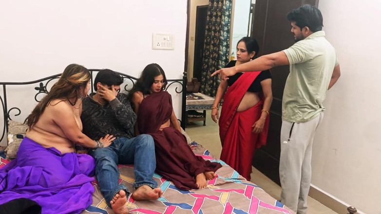 Londamaal123: Indian desi bhabhi sex în grup în trei, videoclip cu sex dur în...