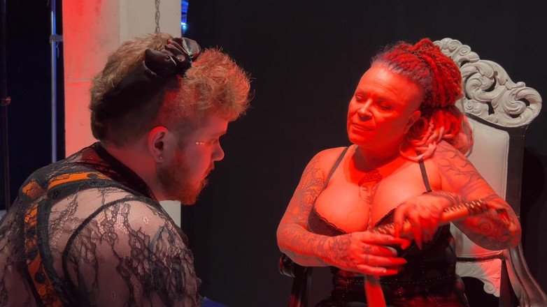 Dark Films Trans: První návštěva trans neos