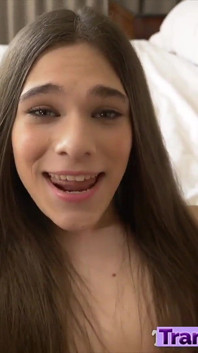 Cute Cali Girl Jessy Bells