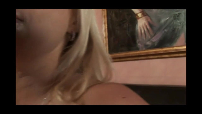 Adultwhisper: O curvă matură ia la prelucrat pula tare