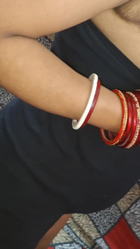 Sexy indická bhabhi si užívá sexu