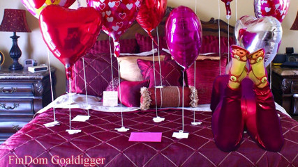 FinDom Goaldigger: Smelly dirty shoes Valentine's fuck