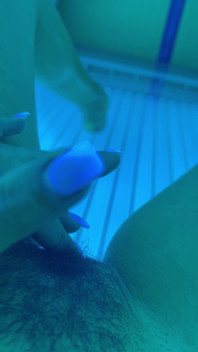 Under the Sunbed