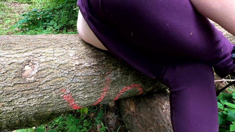 Bouncy Tits Action: Slapping Her Naked Vagina in the Woods