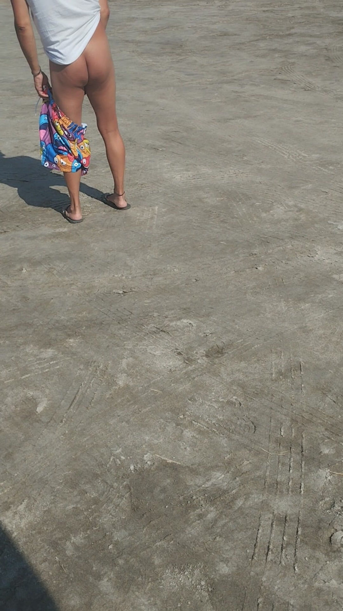 Morbosete000: Morboso Nel Parcheggio Della Spiaggia