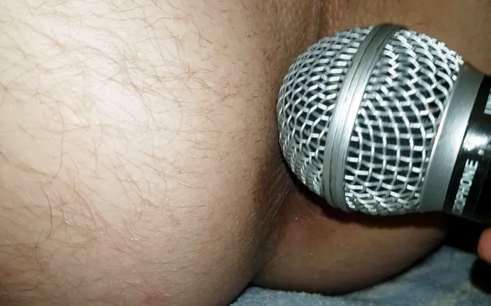 Kommmitklar: Microphone in the Ass