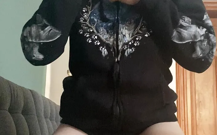 SweetLucy96: My New Dildo