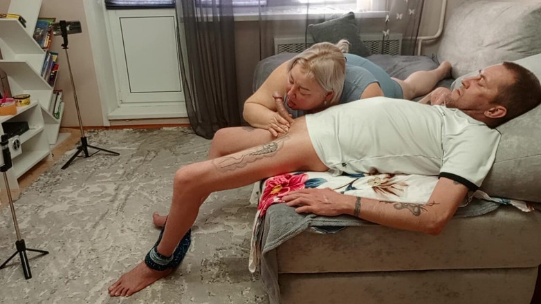 Zona901: Сусід робить мінет, щоб насолодитися гарячою густою спермою