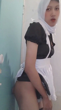 Hijab Maid
