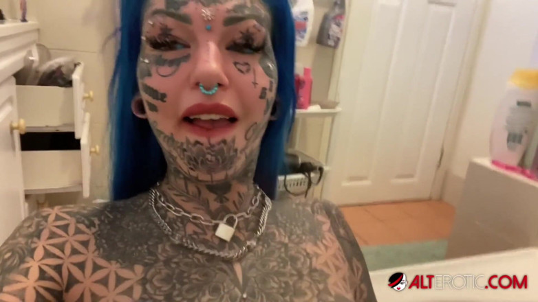 Alt Erotic: Amber luke masturbasi solo dikarantina
