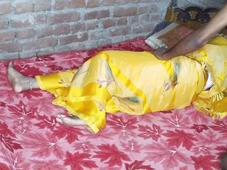 HotBhabhi420: I Left Angura Aunty on Her Bed!