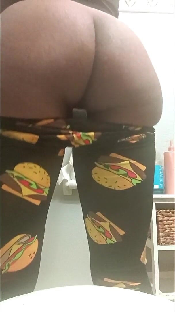Hot chocolate 233: Teen Sneaks to Show off Her Fat Ass