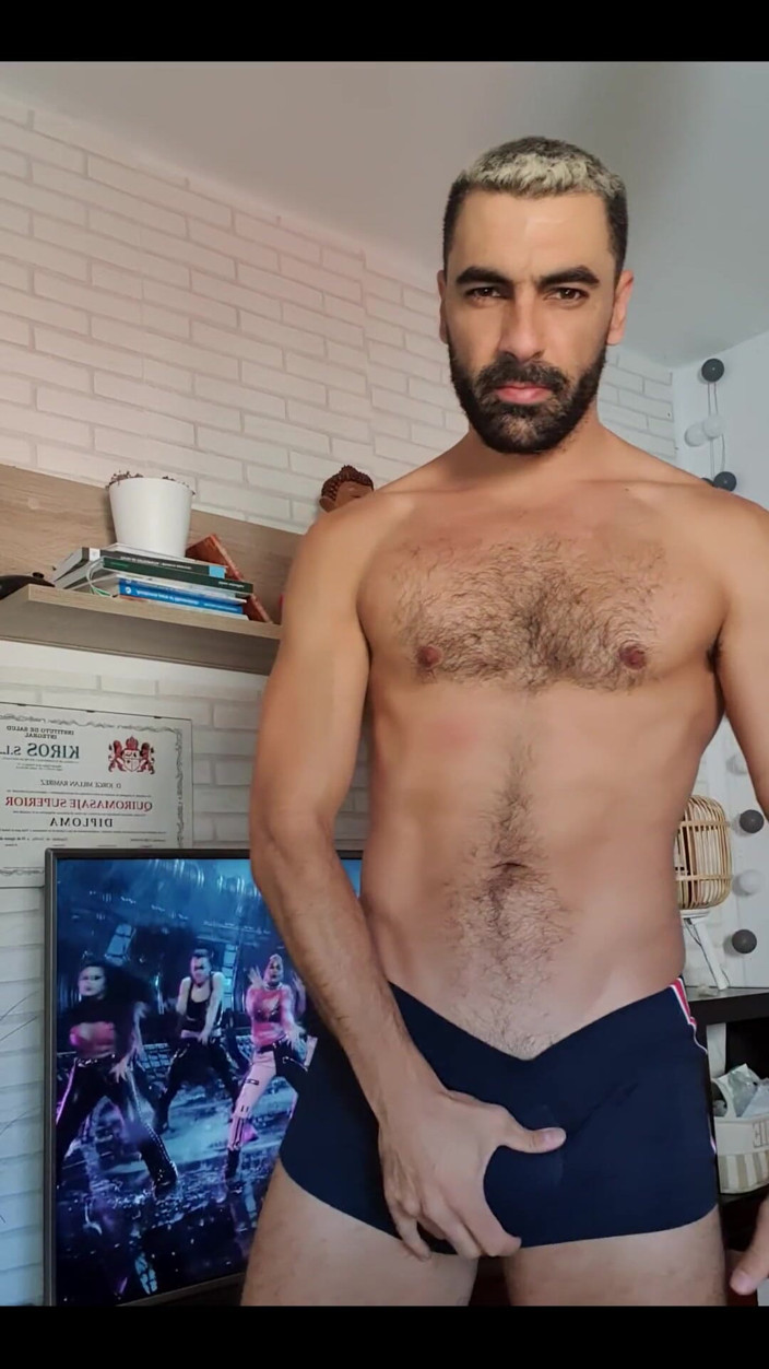 Sensualmassage: Ich werde dir ein geschenk von einem meiner fans zeigen