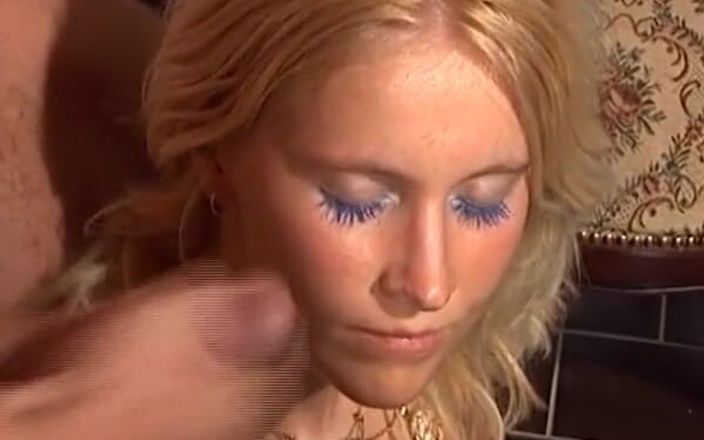 German's MILF: Perfecte Duitse milfs geneukt op castings