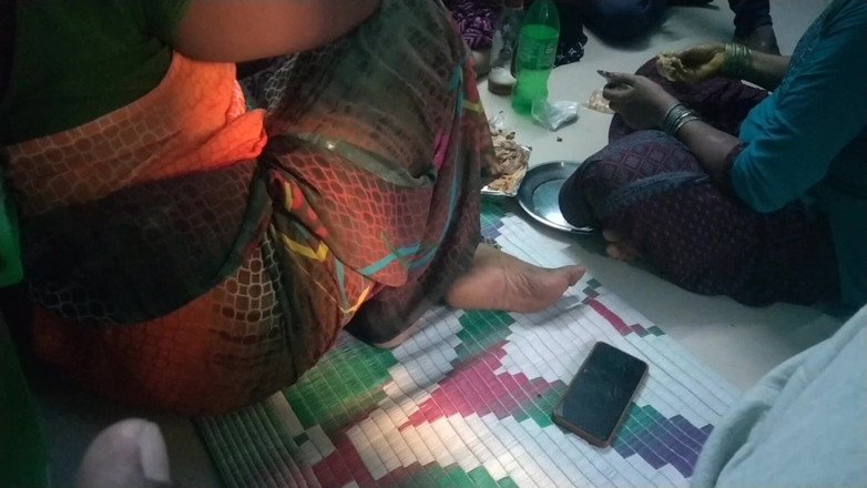 Benita sweety: 四个阿姨在我家说话