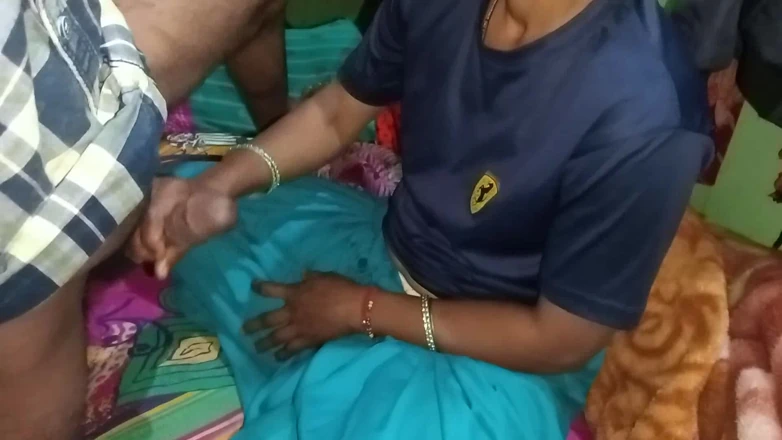 Pooja Sexy porn video – Anal Sex with Neighbour Aunty and His Boyfriend