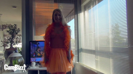 Cumbizz: बदमाश Kingsday रंडी! बड़ा काला लंड वीर्य राजकुमारी