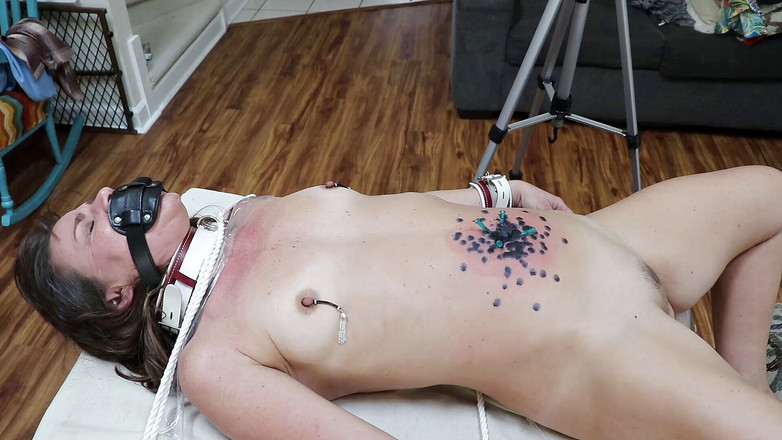 Azure Sky Films: Sandra moore (TMS-18) amateur-MILF BDSM bauchnabel-fetisch-creampie