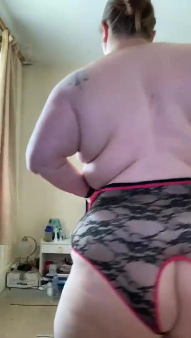 Real homemade BBW BBC porn: Стриптиз у сексуальній білизні