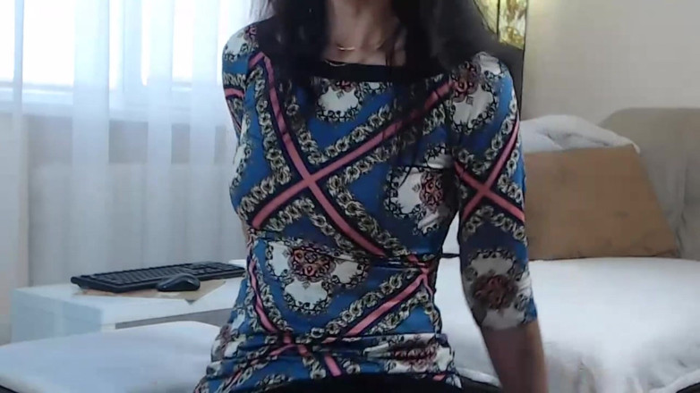 Hot Wife Nikole: 意外的高潮