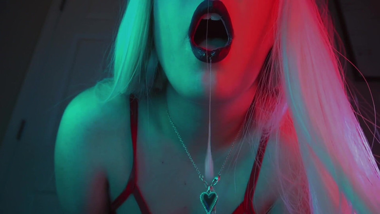 Matriarch Malice: Fantezii intruzive care lins de spermă