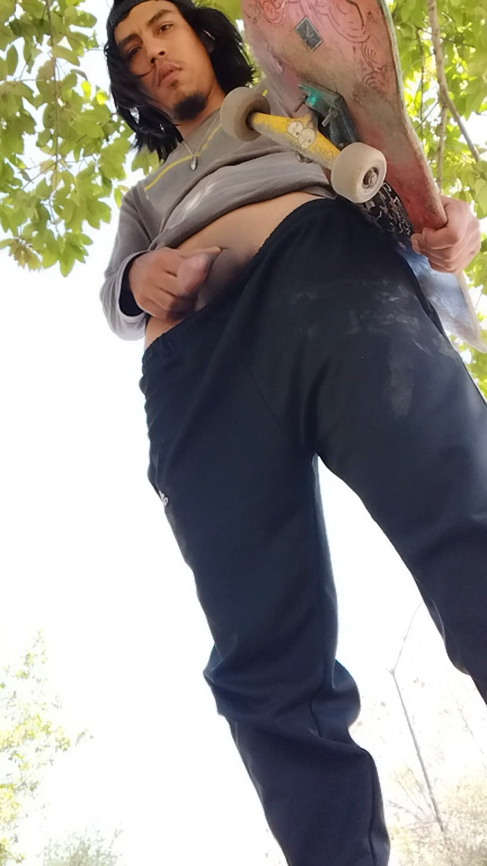 AlexAlejandro13: Une journée normale dans le parc