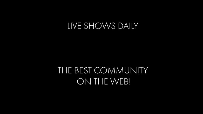 Julia Ann: Julia Ann, bottes et jean, coaching masturbatoire